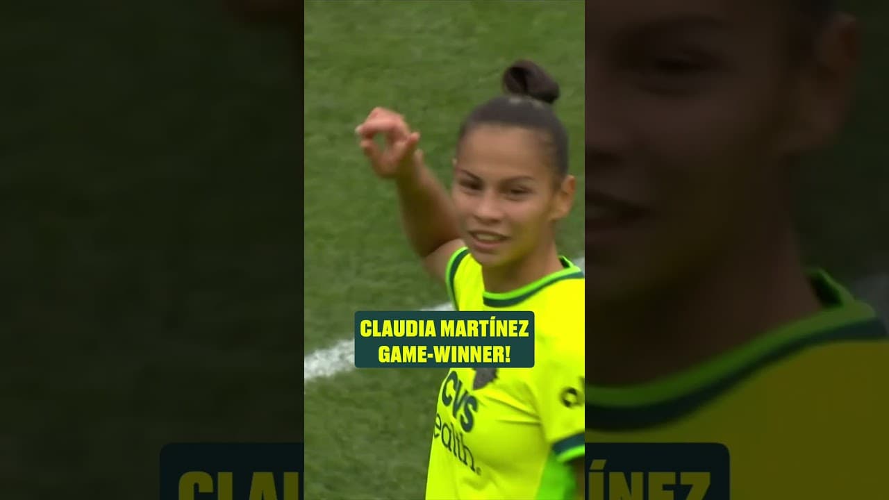 All it took was one touch from Claudia! 🇵🇾 #nwsl #soccer #paraguay #goal | 05.10.26