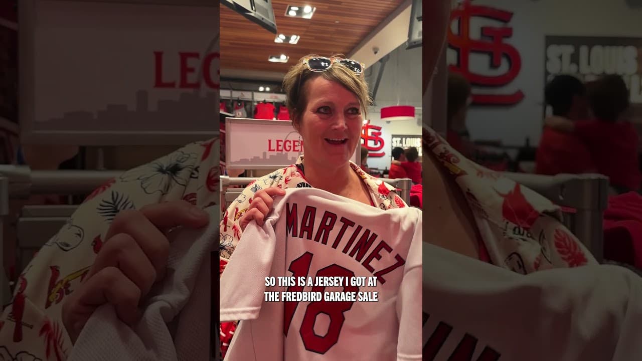 Cardinals Upgrade Young Fan's Jersey