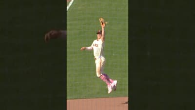 Matt Chapman makes this play look easy