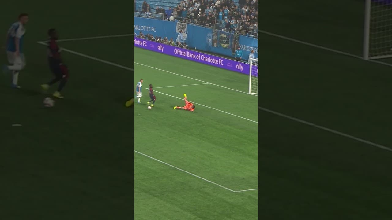 Look back at Matt Turner's fitting final save before heading to the FIFA World Cup 🧤 #nerevs