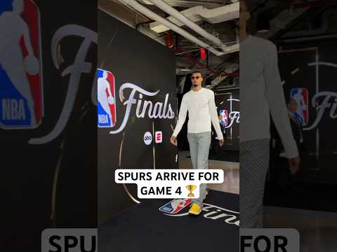 Spurs arrive for Game 4 of the NBA Finals 🏆