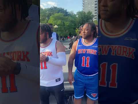 The Jalen Brunson lookalike contest in Manhattan was a success 😂 (via @MereGorman/X)