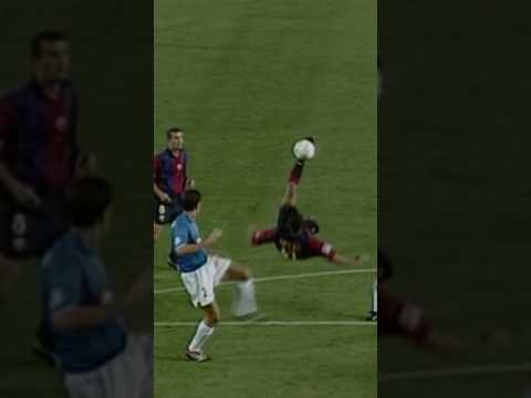 📅 OTD, Rivaldo defied gravity ✨ #shorts #fcbarcelona #rivaldo