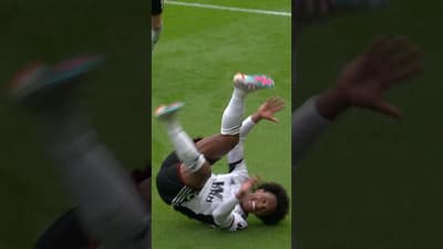 Trademark Willian. 😍🇧🇷