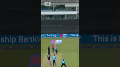 POV: First International Wicket 🤩