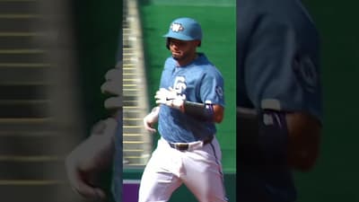 A TALL 3-Run Home Run Off The Bat of Keibert Ruiz