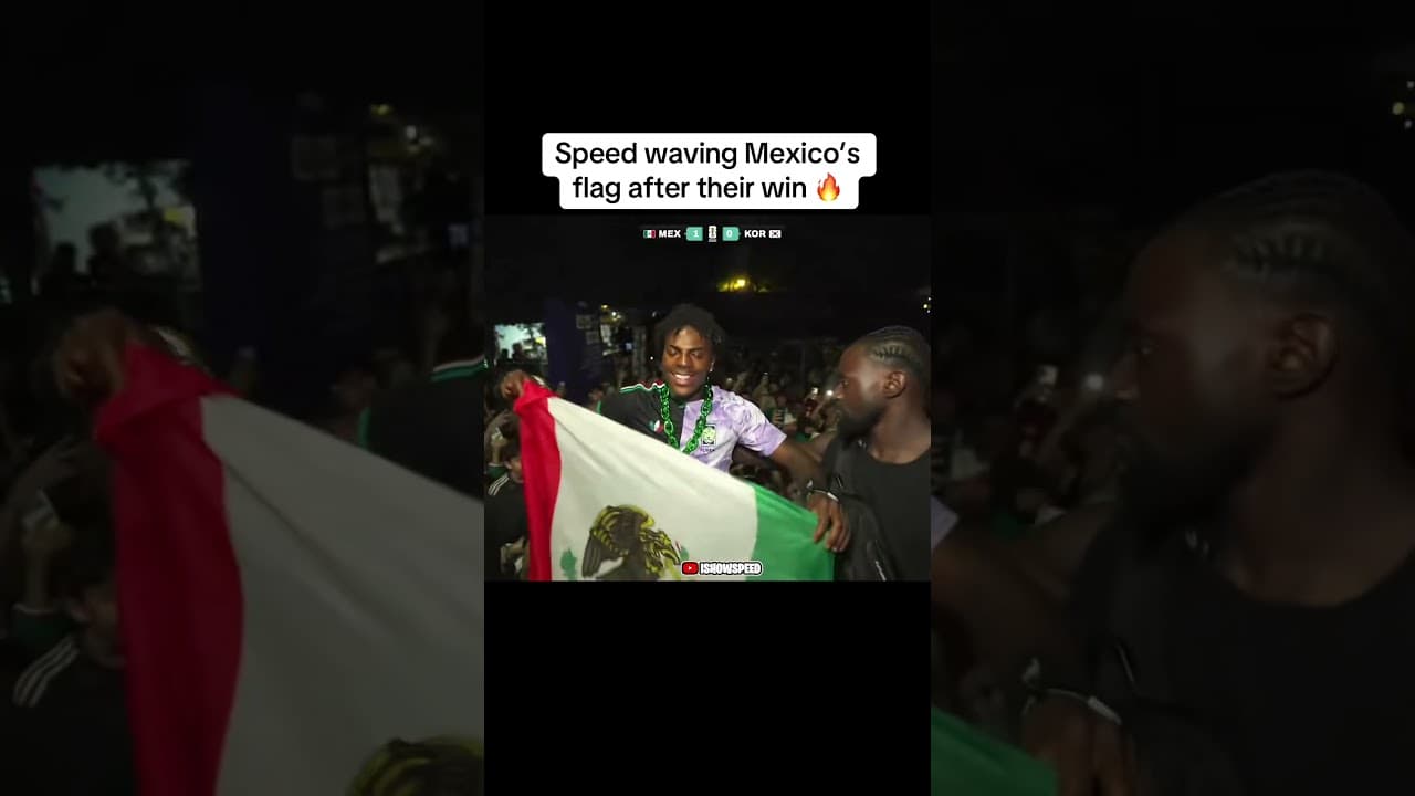 Speed waving the Mexican flag 🇲🇽 (via ishowspeed/TT)