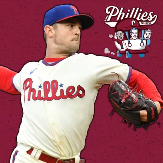 One move down, more to come: Phillies bring back David Robertson
