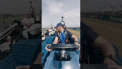 Chestappen chaos on drivers parade π§± #F1 #BritishGP