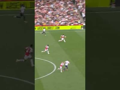 SUPER SALIBA SLIDING TACKLE!