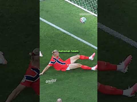 Erling Haaland doing what he does best πͺ #FIFAWorldCup #GolazoNetwork #Norway
