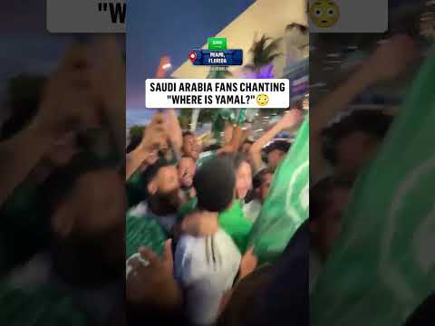 Saudi Arabia chants ahead of meeting Spain in the Group Stage π