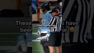 Never question a goalie’s sweatpants choice 💯 (via Johns Hopkins Men’s Lacrosse, ESPNU)