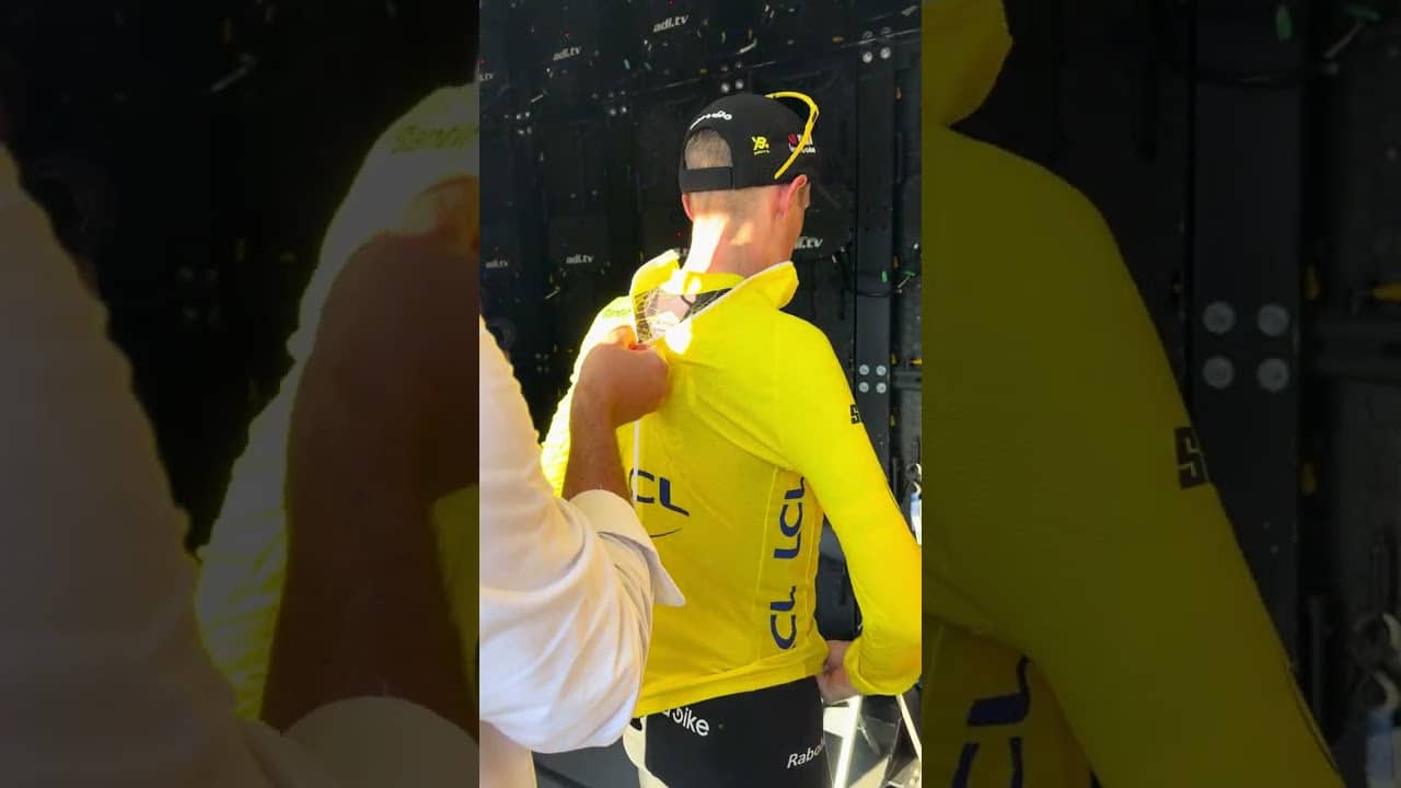 Jonas Vingegaard is back in yellow 🥹💛 #cycling #tourdefrance #vingegaard