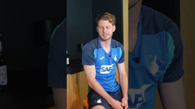 Dieser Spieler hat Luca modisch echt beeindruckt … 🤩 Das Bitburger Q-and-A – jetzt reinschalten