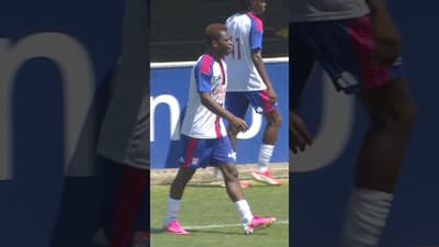 ⚡ Le dernier but de nos Gones, inscrit par Enzo Molebe, bien lancé par Noah Nartey 👊 #ol #football