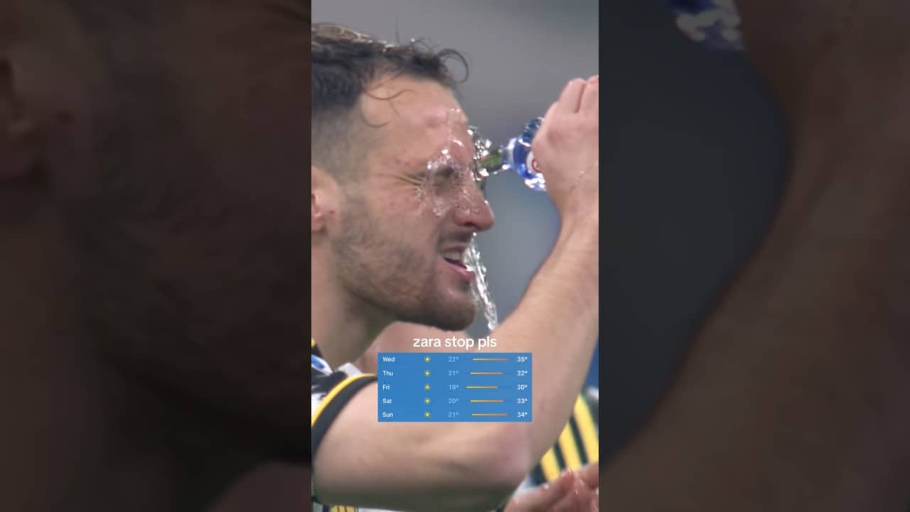 Like to refresh yourself 💦 | #Juventus #Heat
