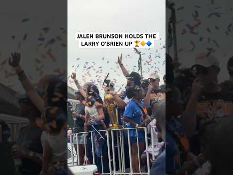 Confetti flies as Brunson shows off the Larry O’Brien to Knicks fans 🏆